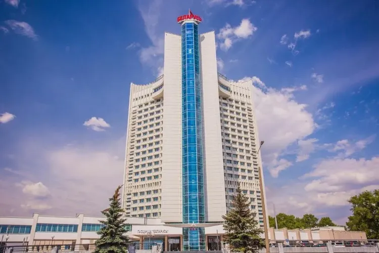 Беларусь 3* (г. Минск) / Лучеса 3* (г. Витебск)