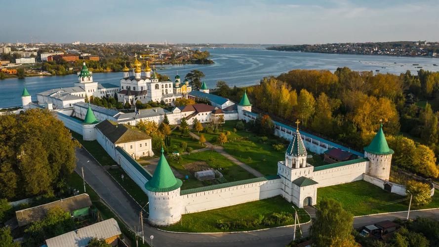 Автобус| Пограничье севера и востока: путешествие к истокам
