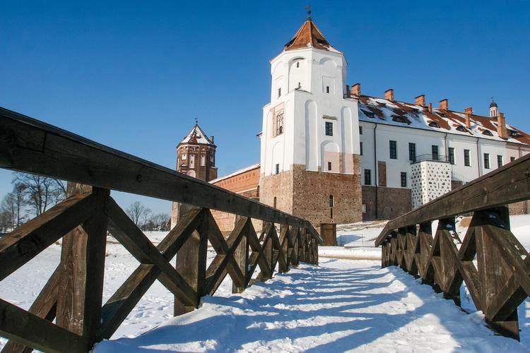 Автобус| Минск зимой: в гостях у Нового года и гостиного очага из Твери