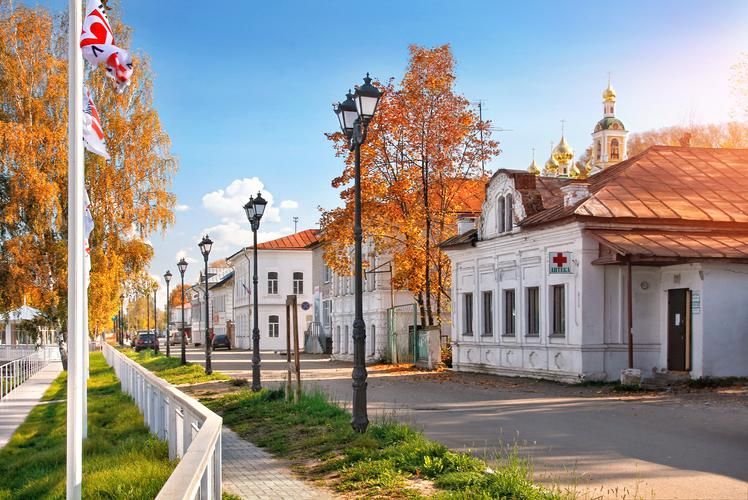 Путь по ивановским миниатюрам: путешествие в атмосфере традиций и искусства