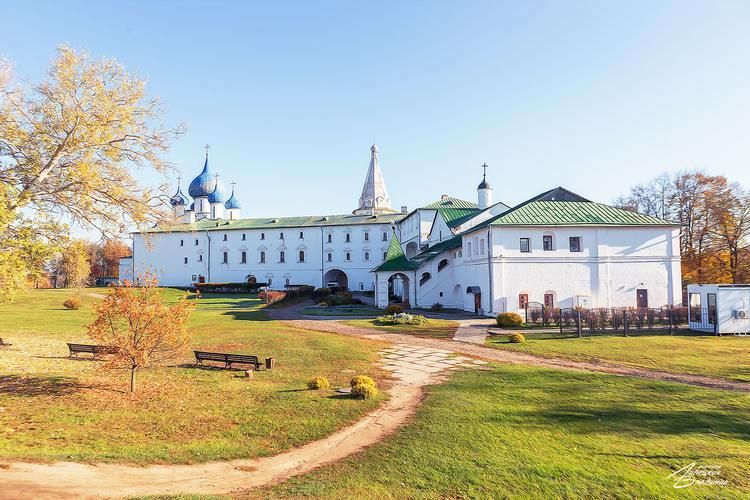 Россия в кольце золота: маршрут легенд и традиций